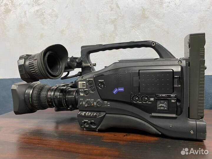 Видеокамера JVC