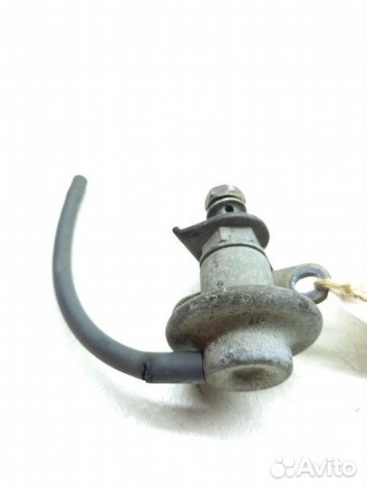 Регулятор давления топлива Toyota Crown JZS133