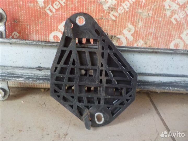 Стеклоподъемник передний левый Subaru Forester S12