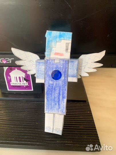 Фигурки персонажей из Майнкрафта