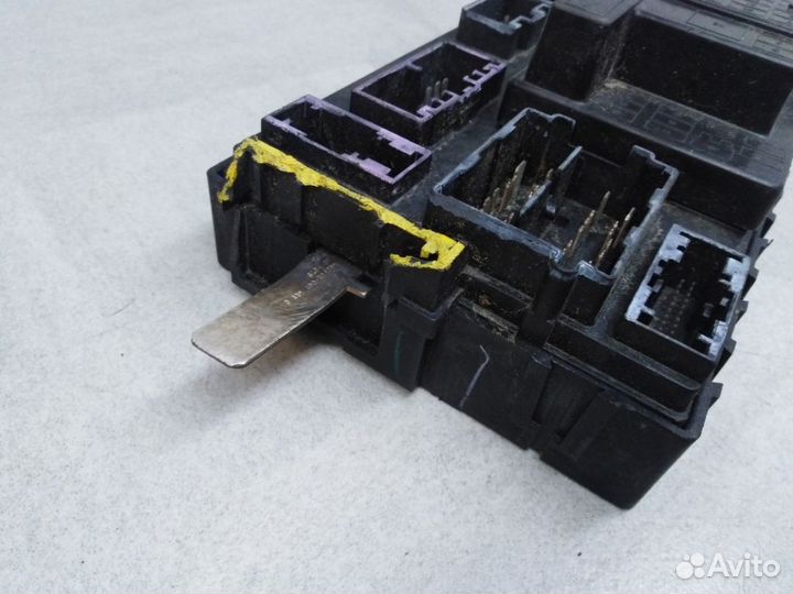Блок предохранителей Форд