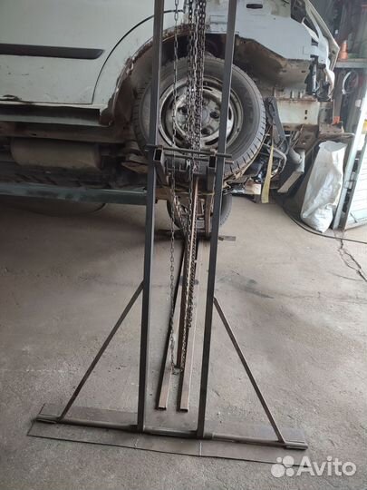 Опрокидыватель автомобиля