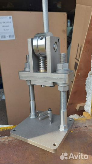 Пресс для штампоки