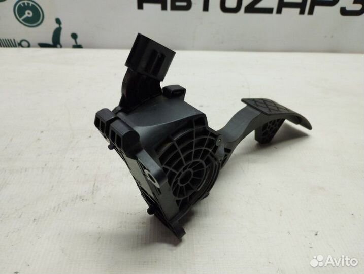 Педаль газа Skoda Rapid CWV 2018