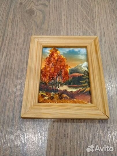 Картины с янтарем