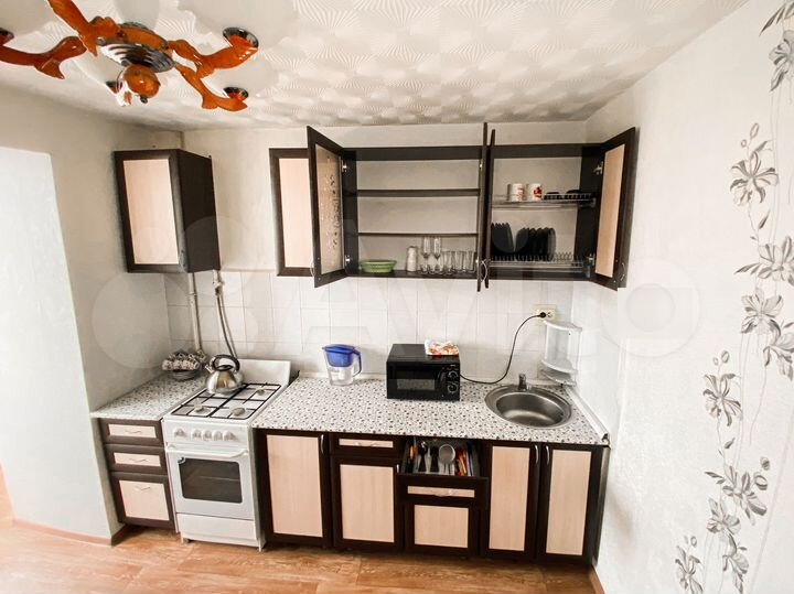 2-к. квартира, 42 м², 8/9 эт.