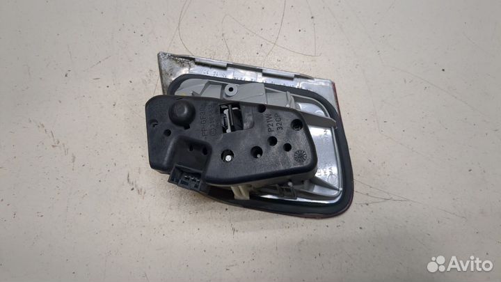 Фонарь крышки багажника BMW 3 E46, 2003