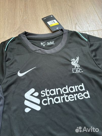 Футбольная форма Ливерпуль