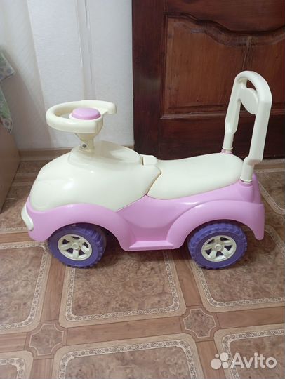 Детская машинка каталка толокар