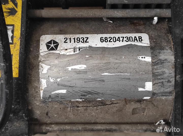 Компрессор пневмоподвески Jeep Grand Cherokee W