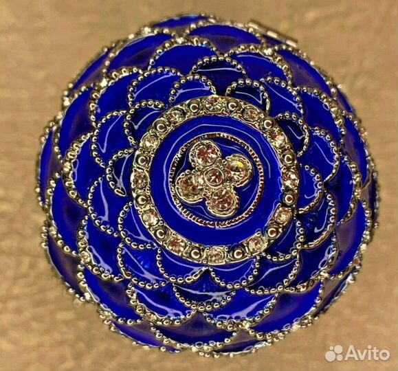 Яйцо Императорское Фаберже. Слон в Сосновой Шишке