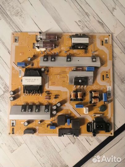 Блок питания L55E6