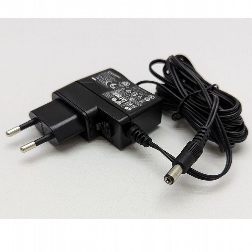 [090050] Адаптер Питания 83648-01, Ssa-5w 090050, Plantroni