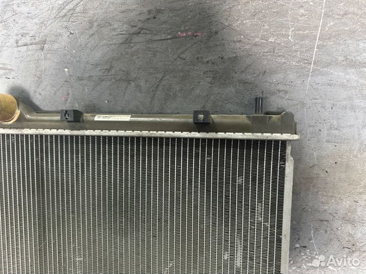 Радиатор охлаждения Subaru Outback BR/B14