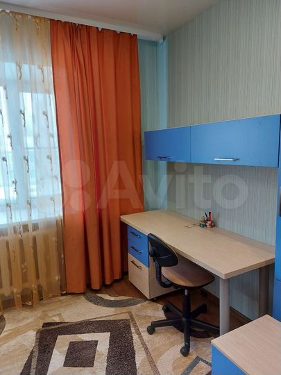 3-к. квартира, 101 м², 2/3 эт.