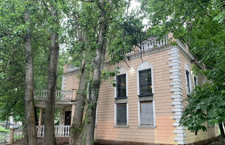 Здание, 276 м²