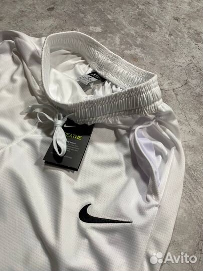 Шорты Nike черные/белые (Арт.29124)