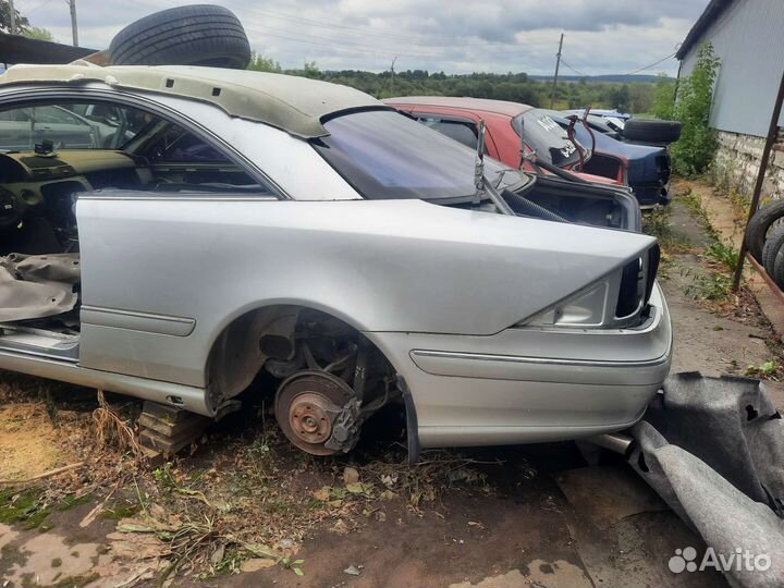 Крыло заднее левое правое Mercedes CL w215 c215