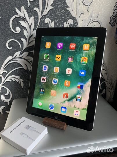 iPad 4 16GB SIM Ребенку для мультиков/игрушек