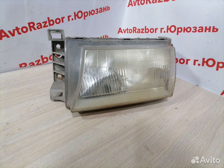 Фара левая Mazda Bongo Friendee