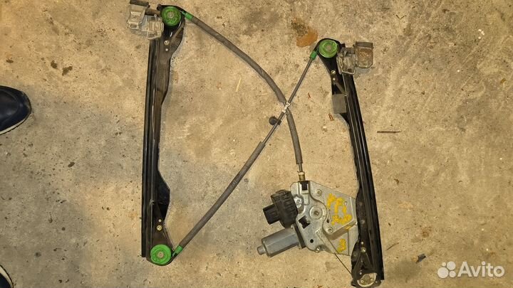 Стеклоподъемник