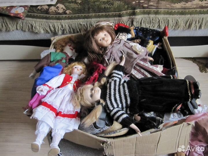 Кукла коллекционная фарфор