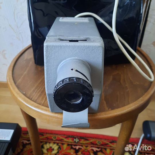 Аппарат для показа сказок детям на экране