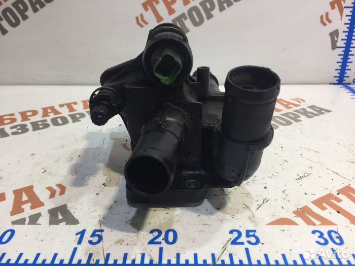 Пежо Партнер Корпус термостата