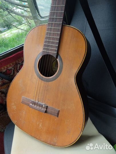 Классическая гитара бу