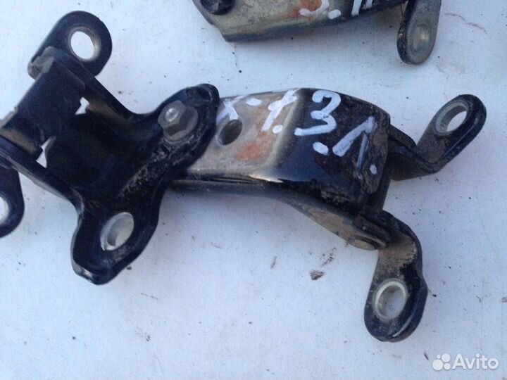 Петли дверные Джили Эмгранд X7