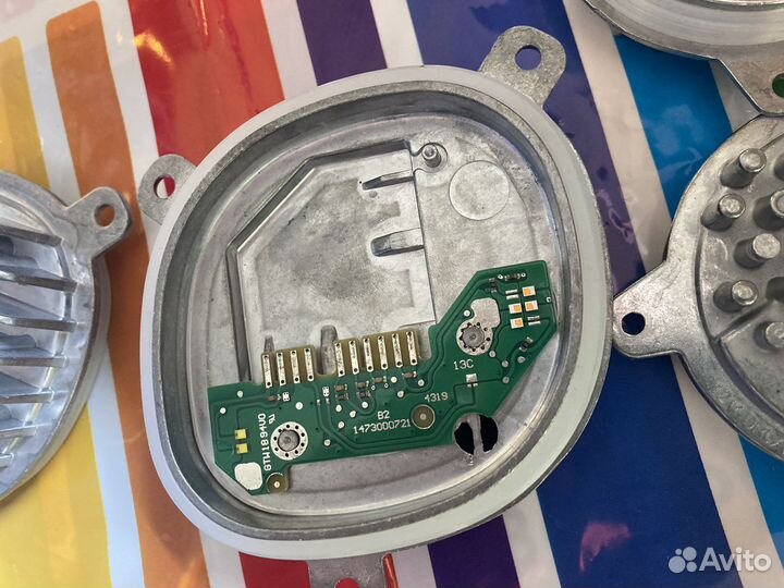 63118496136 BMW G20 1420000424R правый блок