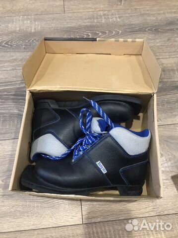 Лыжные ботинки