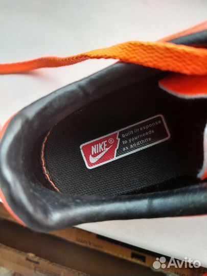 Футбольные бутсы 35 размер новые