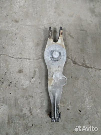 Рычаг задний нижний (под пружину) задний Opel