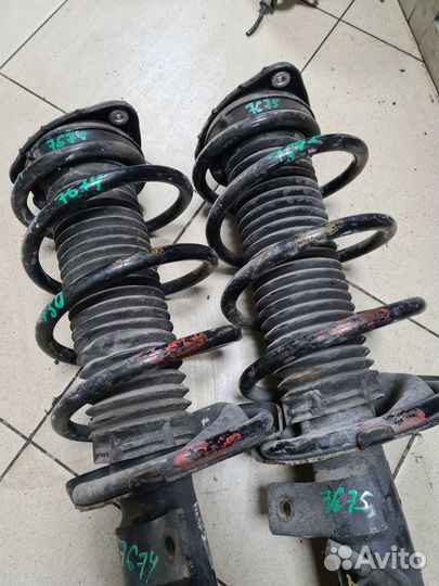 Стойки перед амортизаторы Volvo V50 2004-2012