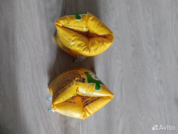 Нарукавники для плавания