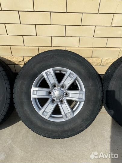 Bridgestone Blizzak DM-V2 245/70 R16 107S
