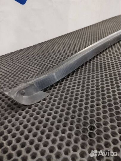 Уплотнитель стекла двери Volvo FH5 82880825