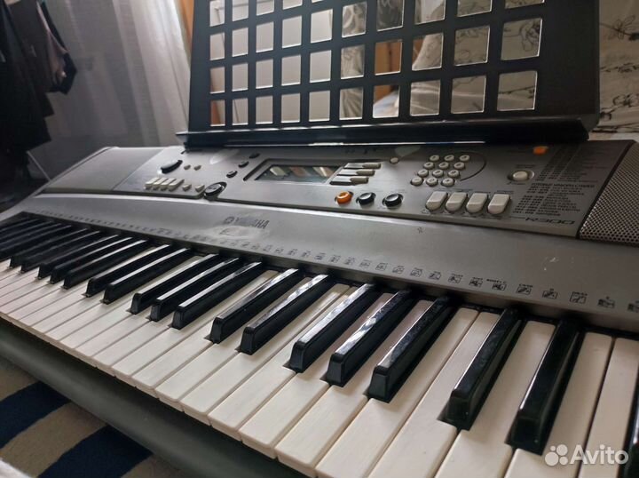 Синтезатор yamaha PRS-R300