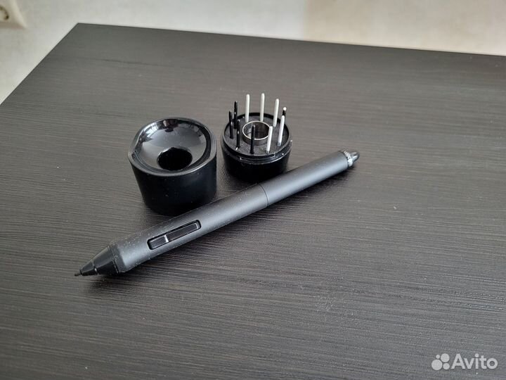 Планшет-дисплей Wacom Cintiq 21UX DTK-2100/K торг