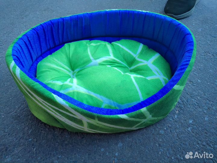 Лежанка для собак и кошек