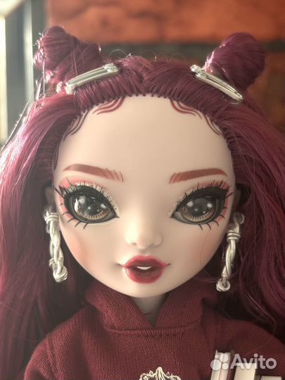 Rainbow high кукла Scarlet Rose