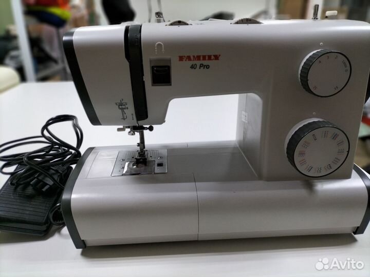 Швейная машина family