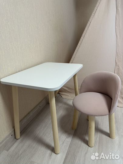 Комлект детской мебели стол и стул