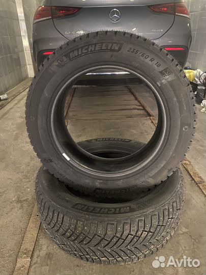 Michelin X-Ice North 4 SUV 235/60 R18 и 255/55 R18