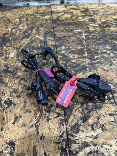 Датчик ABS передний Рено Логан 2