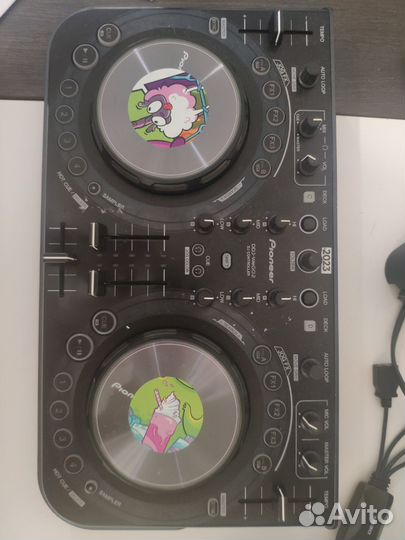 Dj контролер Pioneer DDj-WeGo2