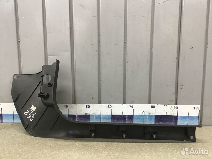 Накладка порога (внутренняя) Skoda Octavia (A7) 20