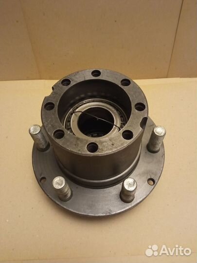Ступица задняя на Газель старого образца в сборе