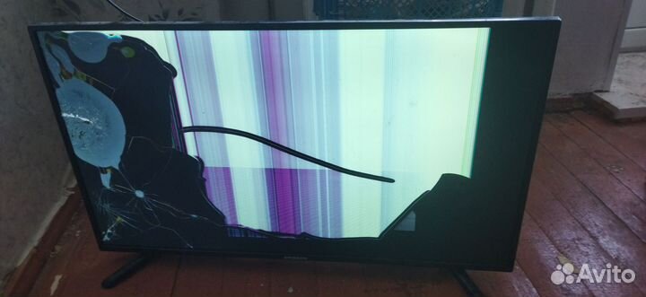 Телевизор на запчасти